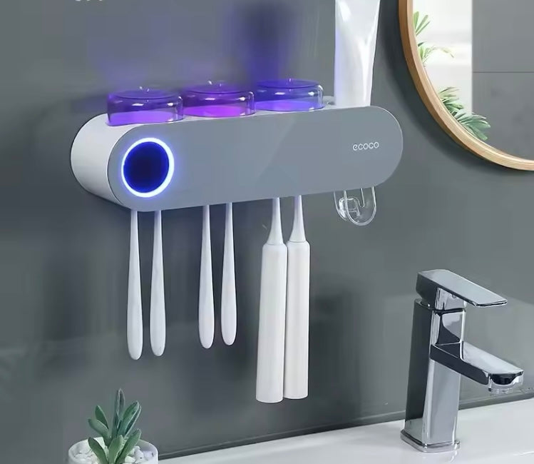 ECOCO Smart UV Sterilisator & Tandborsthållare